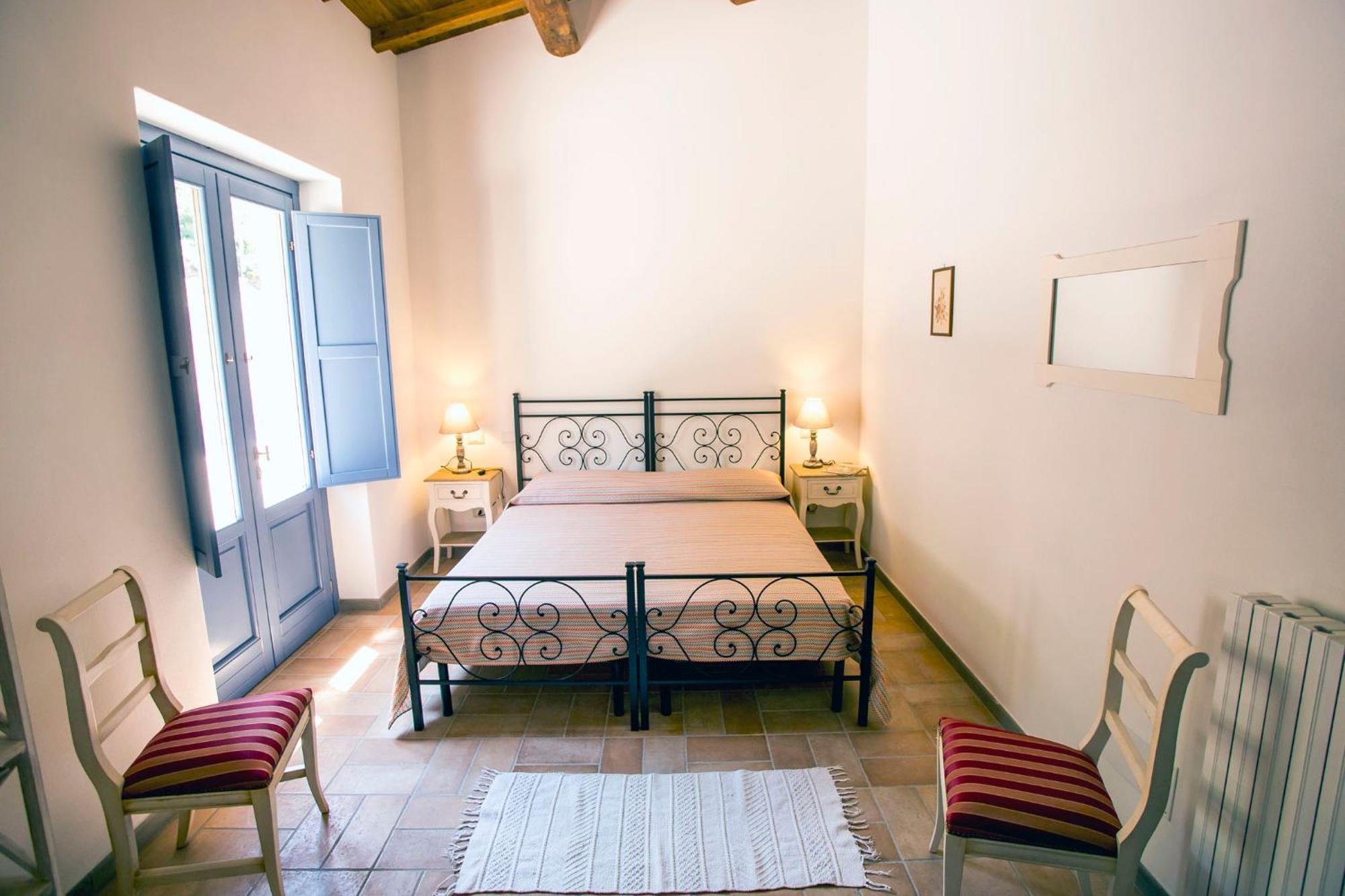 Agriturismo Parco Di Canuleio - Con Vista Sul Lago Bolsena Room photo